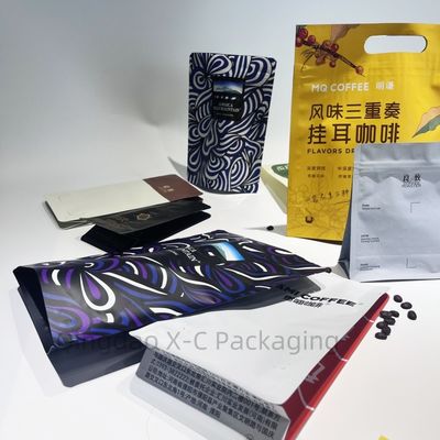 Przechowywanie żywności Orzechy Kawa Ziarna Żywność Dostosowywalna torebka z papieru Kraft z okienkiem Podnieś torbę Czarny Doypack Zip Lock